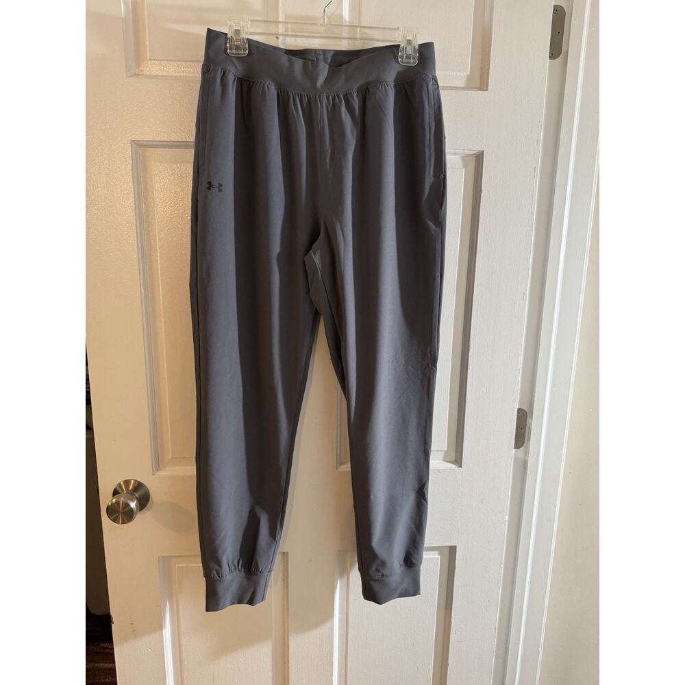 NWT Ladies Under Armour Gray Joggers Size Medium